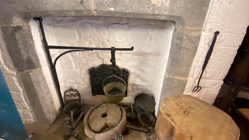 oggetti antichi del rock of cashel