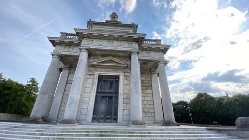 porta principale del casino marino