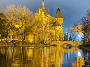 Castello Vajdahunyad durante un weekend Budapest